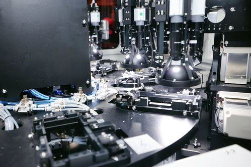 一機(jī)頂40人工作量，凌云光富聯(lián)發(fā)布機(jī)器視覺檢測(cè)新品，開啟智能質(zhì)檢新時(shí)代